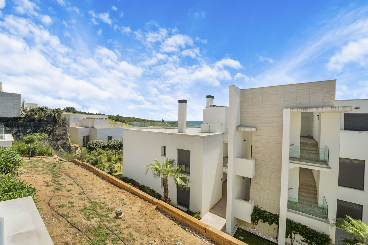 3 Bed Apartment for sale in San Roque Costa Del Sol, Cádiz, Spain