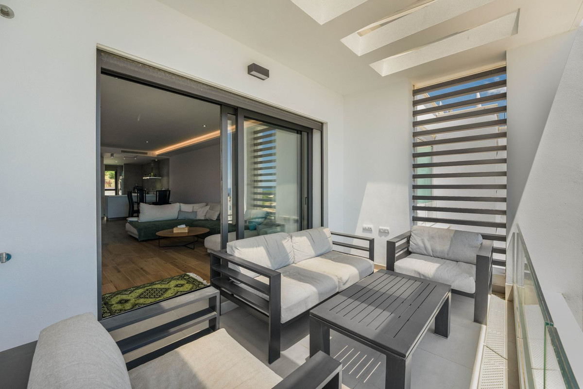 3 Bed Apartment for sale in San Roque Costa Del Sol, Cádiz, Spain