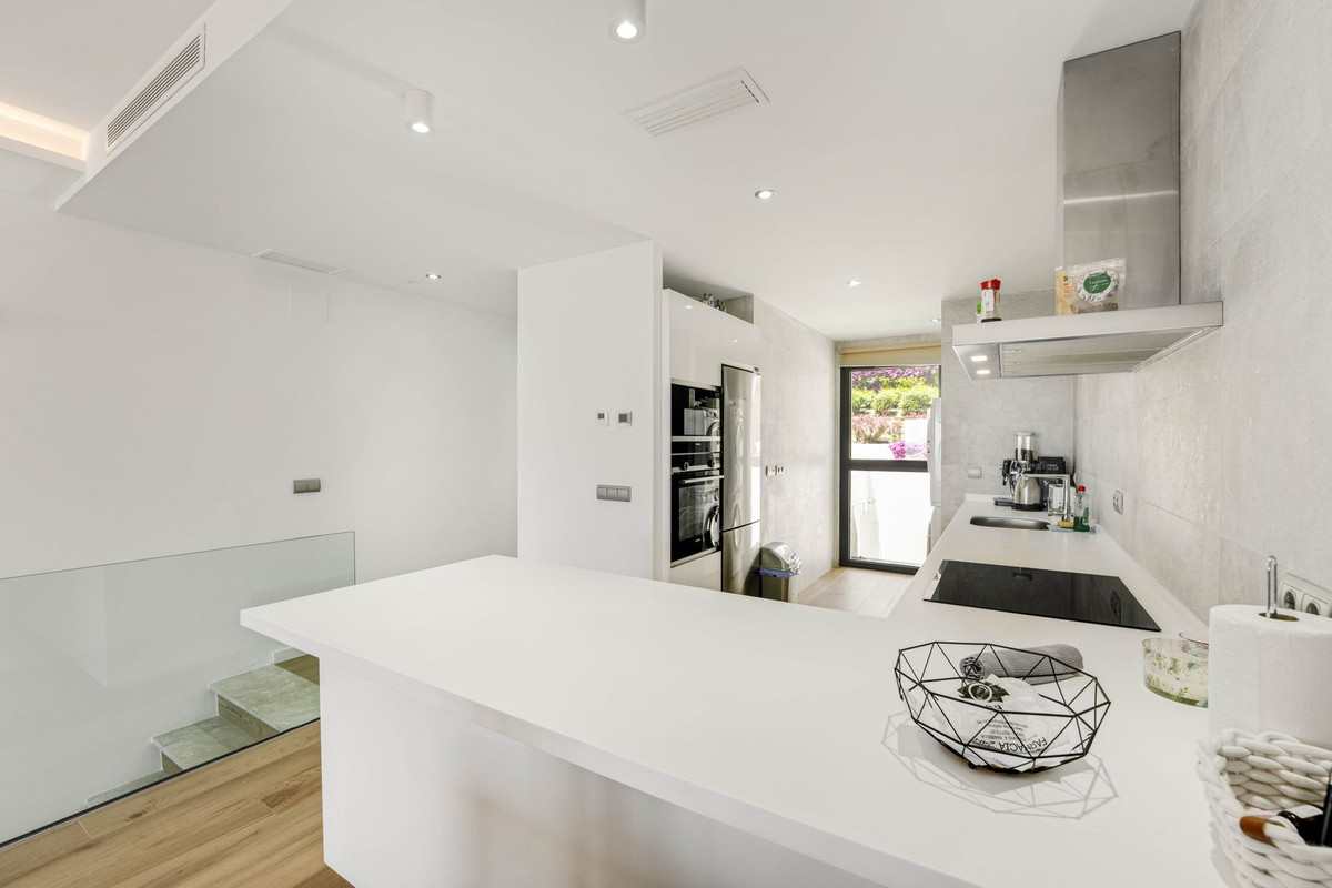 3 Bed Apartment for sale in San Roque Costa Del Sol, Cádiz, Spain