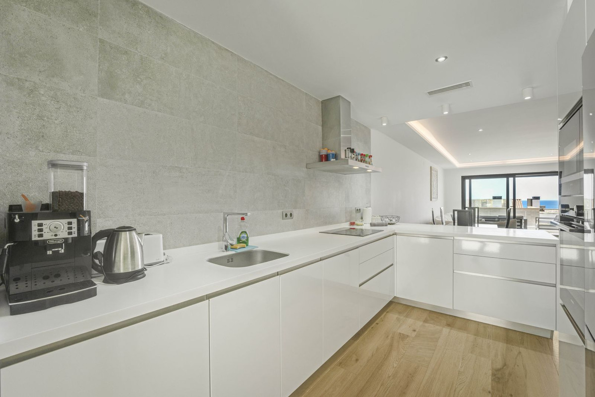 3 Bed Apartment for sale in San Roque Costa Del Sol, Cádiz, Spain