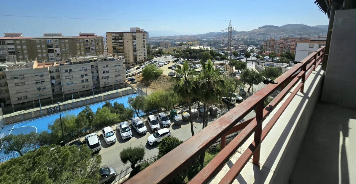 Se vende Apartamento Planta Media de 3 dormitorios en Costa Del Sol, Málaga, España