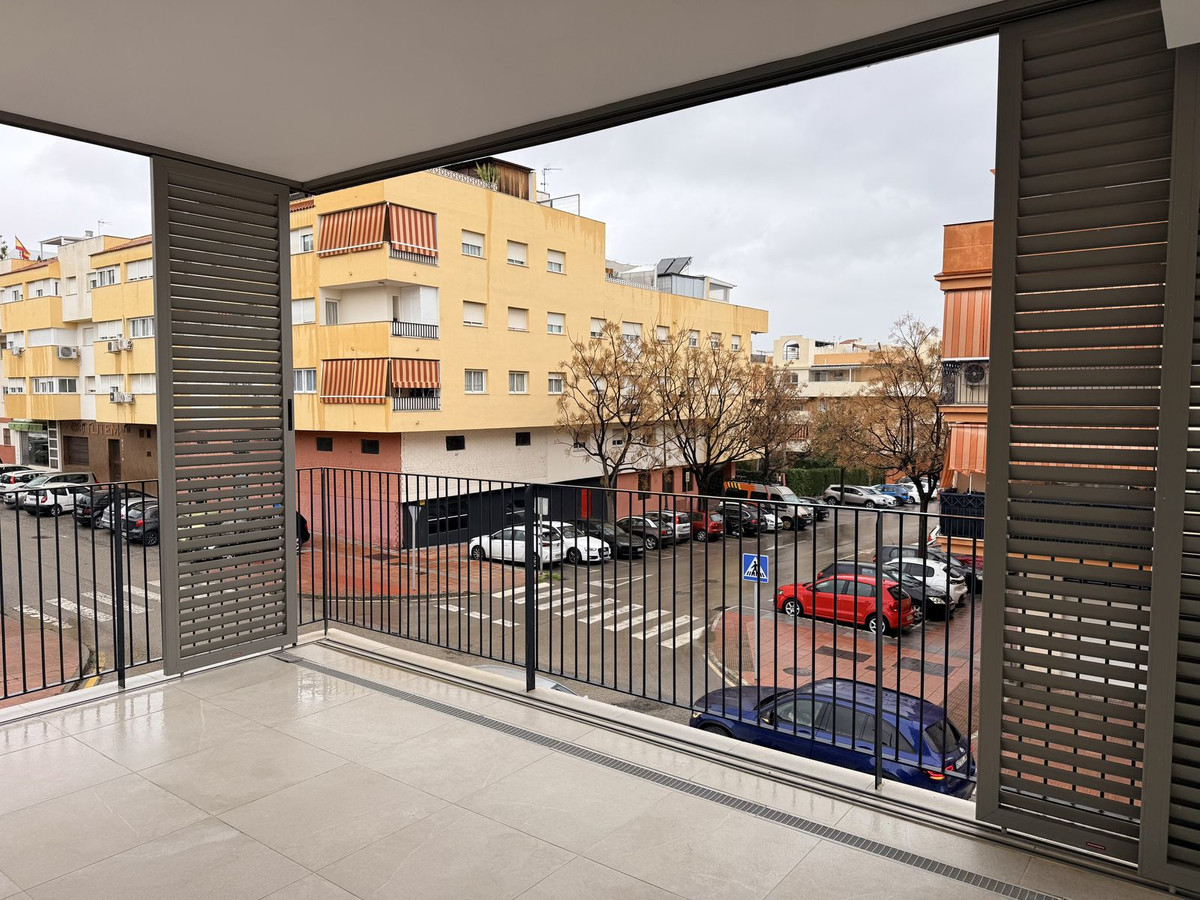 Se vende Apartamento Planta Media de 3 dormitorios en Costa Del Sol, Málaga, España