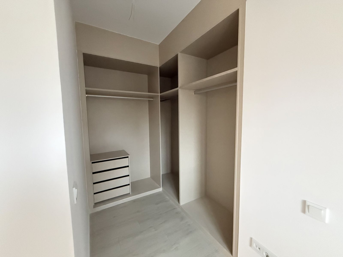 Se vende Apartamento Planta Media de 3 dormitorios en Costa Del Sol, Málaga, España