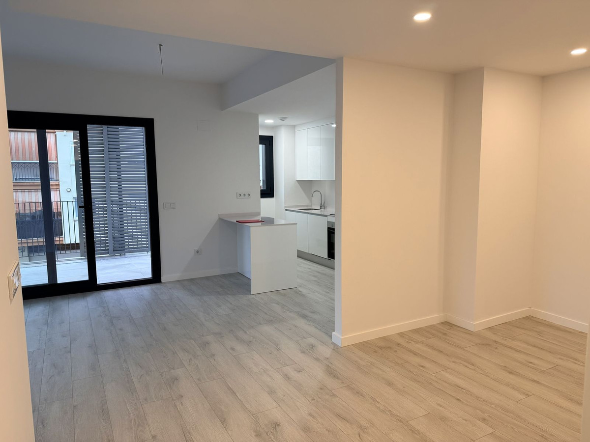 Se vende Apartamento Planta Media de 3 dormitorios en Costa Del Sol, Málaga, España
