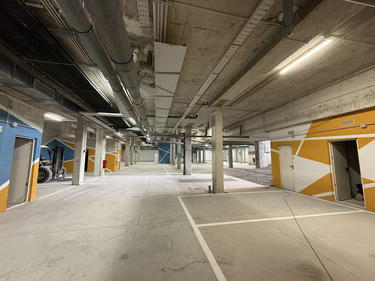 Se vende Apartamento Planta Media de 3 dormitorios en Costa Del Sol, Málaga, España