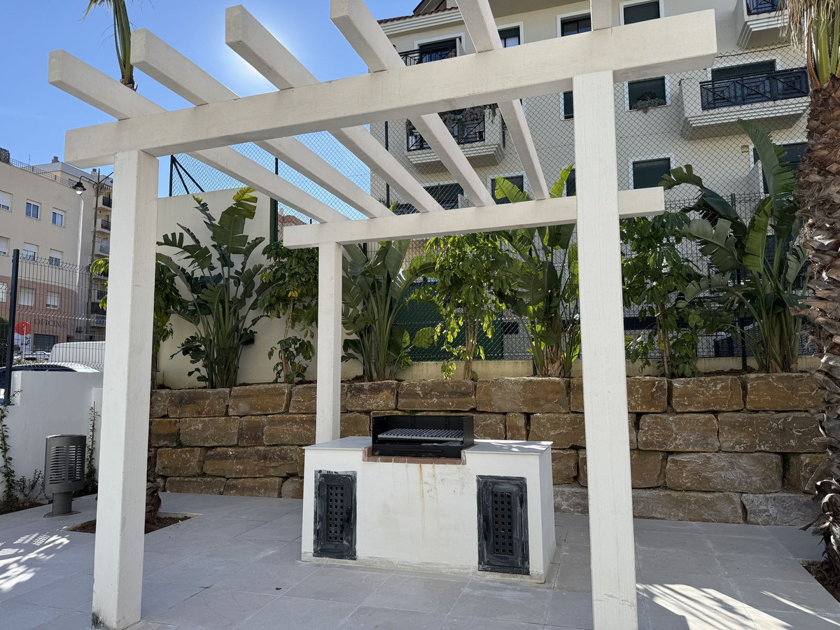 Se vende Apartamento Planta Media de 3 dormitorios en Costa Del Sol, Málaga, España