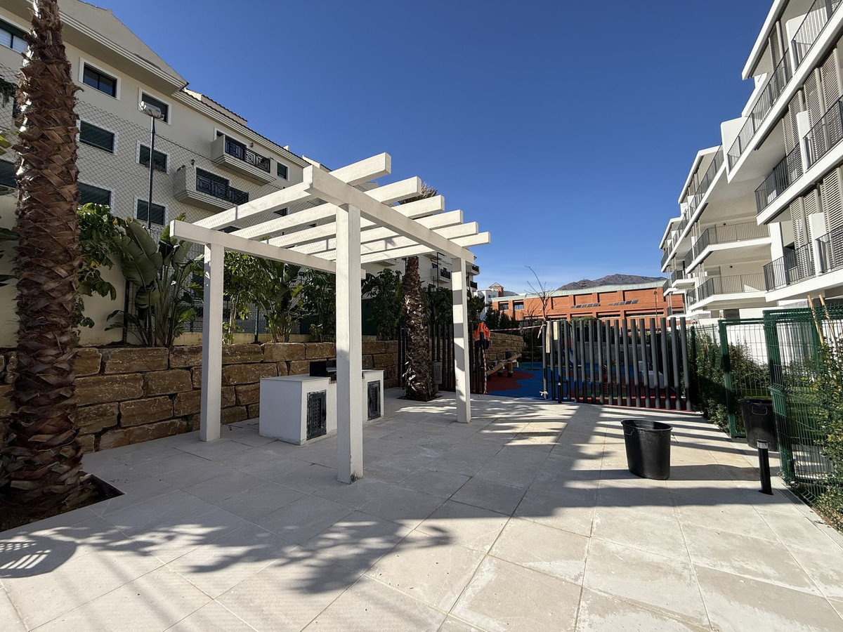 Se vende Apartamento Planta Media de 3 dormitorios en Costa Del Sol, Málaga, España