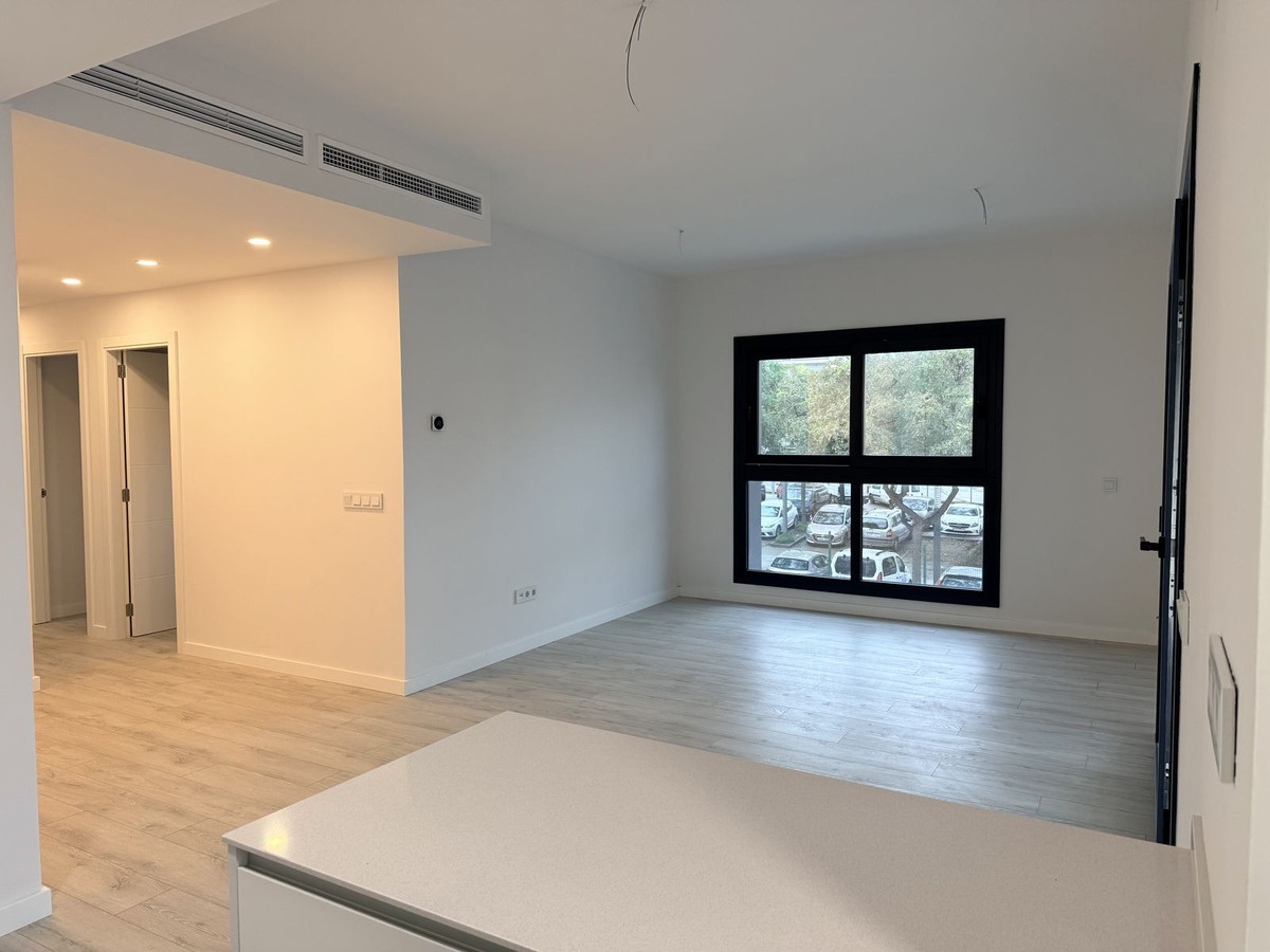 Se vende Apartamento Planta Media de 3 dormitorios en Costa Del Sol, Málaga, España
