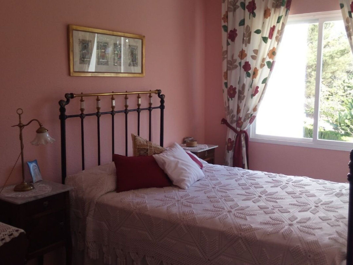 Se vende Adosada de 5 dormitorios en Costa Del Sol, Málaga, España