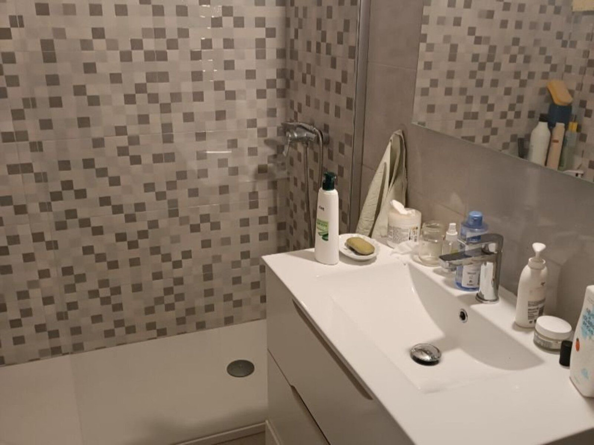 Se vende Adosada de 5 dormitorios en Costa Del Sol, Málaga, España
