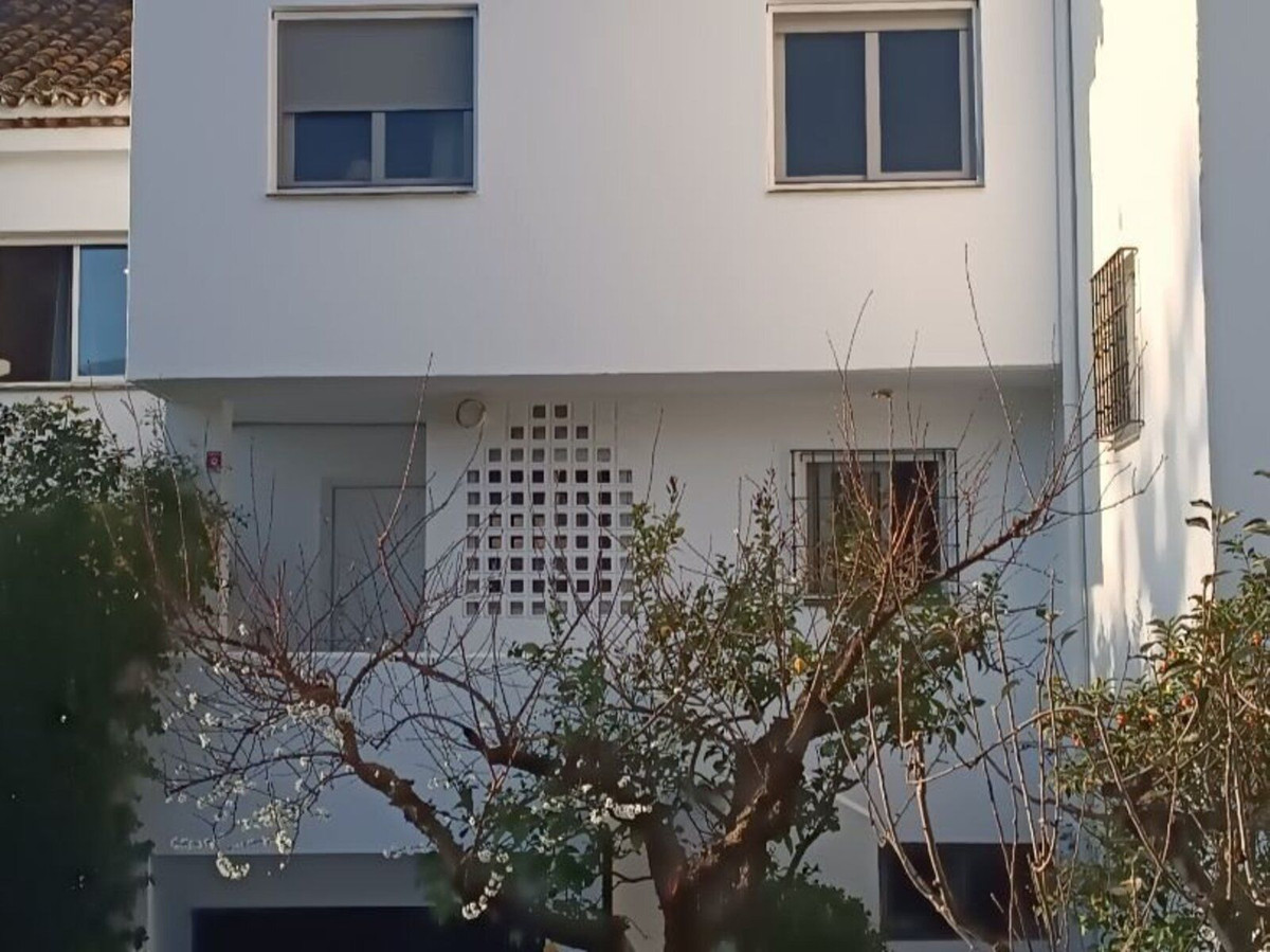 Se vende Adosada de 5 dormitorios en Costa Del Sol, Málaga, España