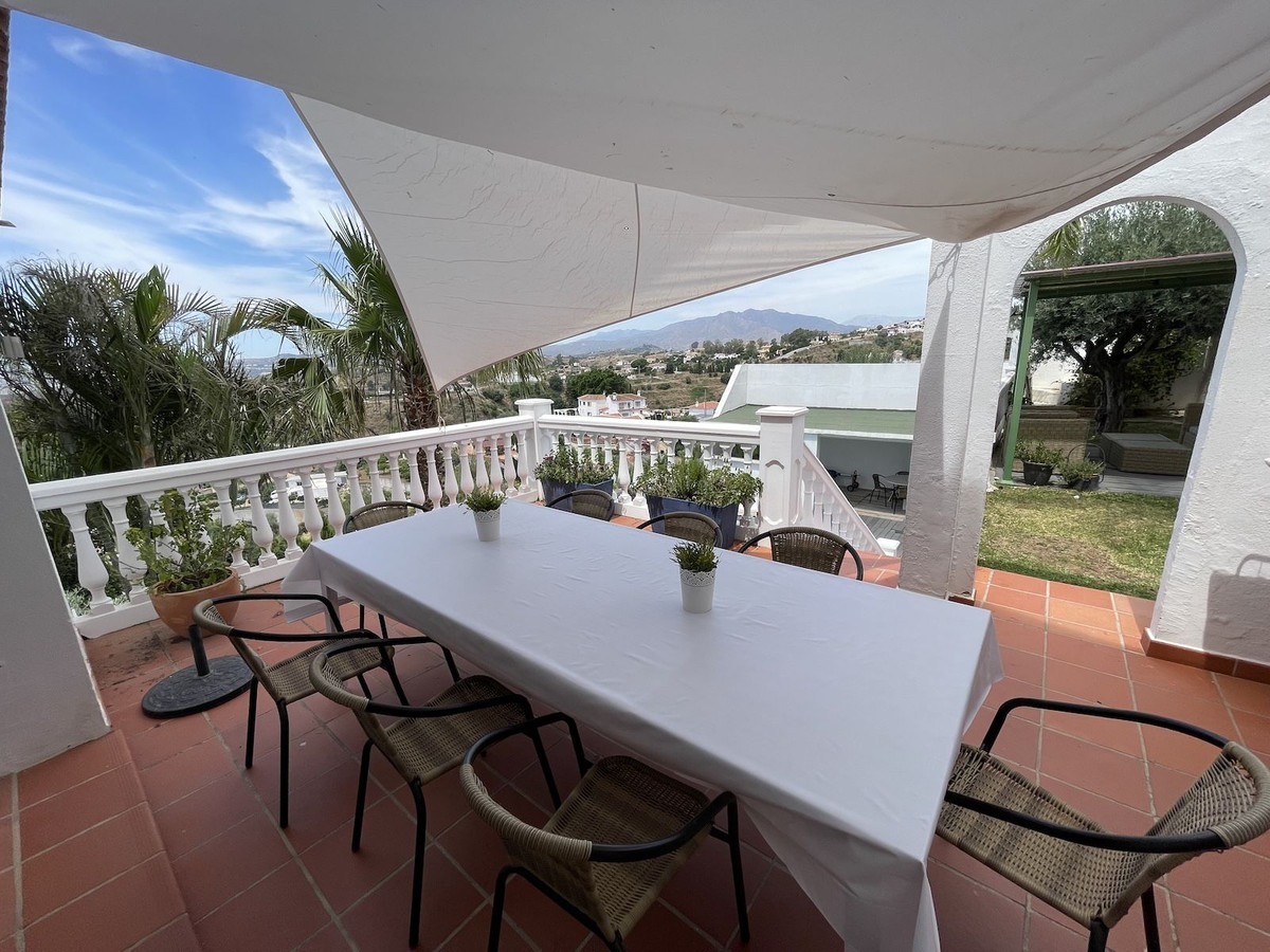 Se vende Villa - Chalet de 6 dormitorios en Costa Del Sol, Málaga, España