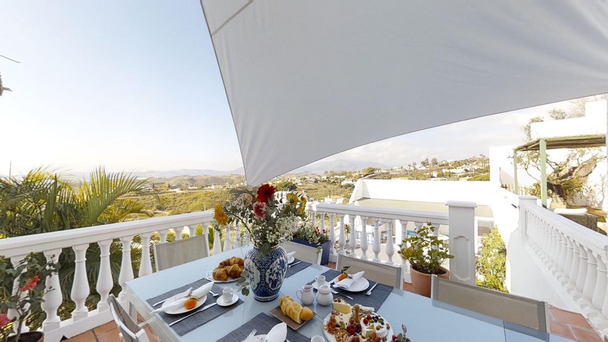 Se vende Villa - Chalet de 6 dormitorios en Costa Del Sol, Málaga, España