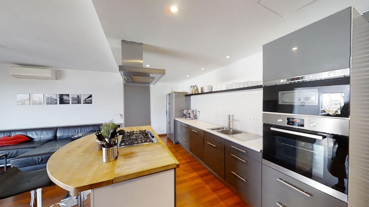Se vende Villa - Chalet de 6 dormitorios en Costa Del Sol, Málaga, España