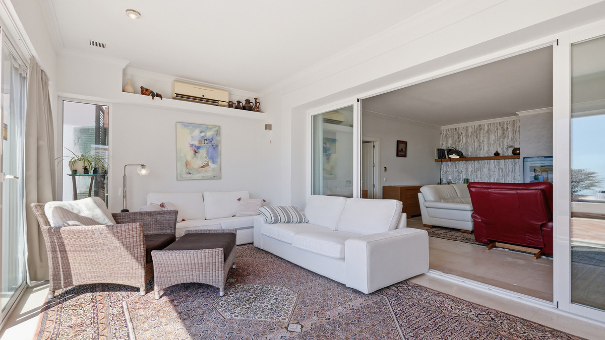 3 Bed Apartment for sale in Doña Julia Costa Del Sol, Málaga, Spain
