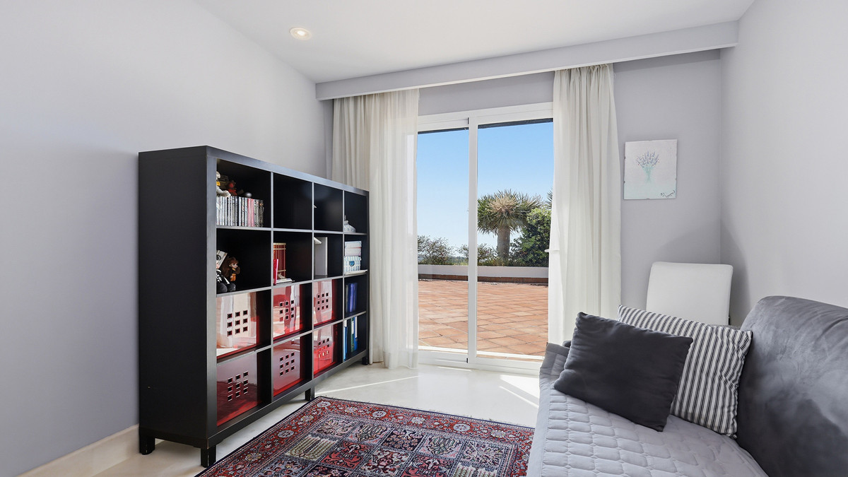 3 Bed Apartment for sale in Doña Julia Costa Del Sol, Málaga, Spain