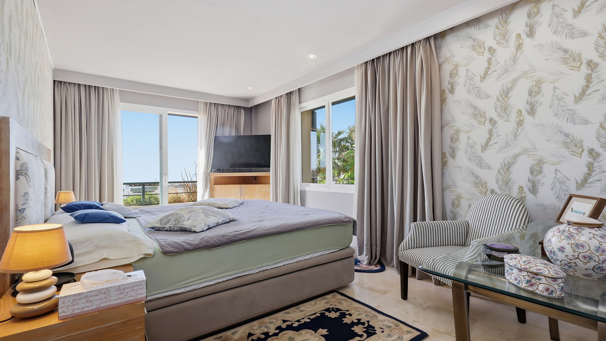 3 Bed Apartment for sale in Doña Julia Costa Del Sol, Málaga, Spain