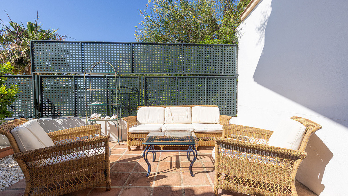 3 Bed Apartment for sale in Doña Julia Costa Del Sol, Málaga, Spain