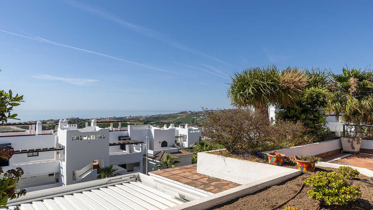 3 Bed Apartment for sale in Doña Julia Costa Del Sol, Málaga, Spain