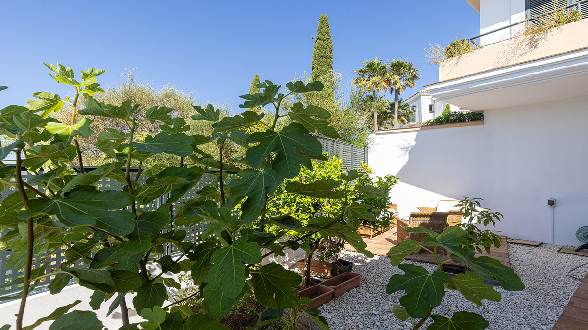 3 Bed Apartment for sale in Doña Julia Costa Del Sol, Málaga, Spain