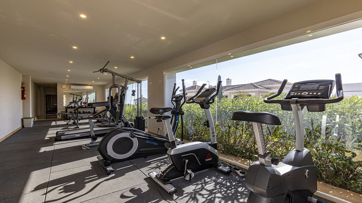 3 Bed Apartment for sale in Doña Julia Costa Del Sol, Málaga, Spain