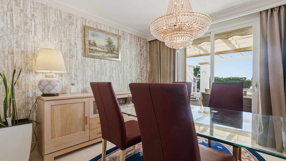 3 Bed Apartment for sale in Doña Julia Costa Del Sol, Málaga, Spain