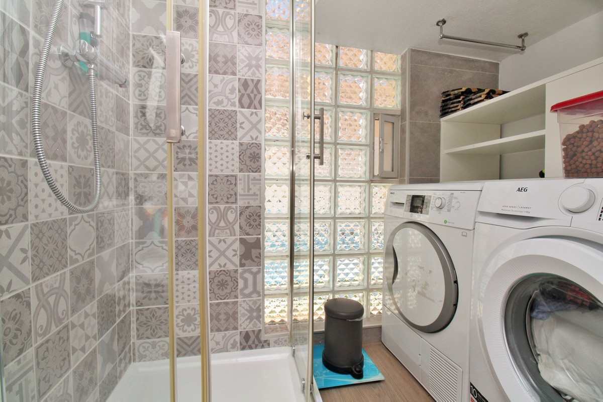 Se vende Adosada de 2 dormitorios en Costa Blanca, Alicante, España