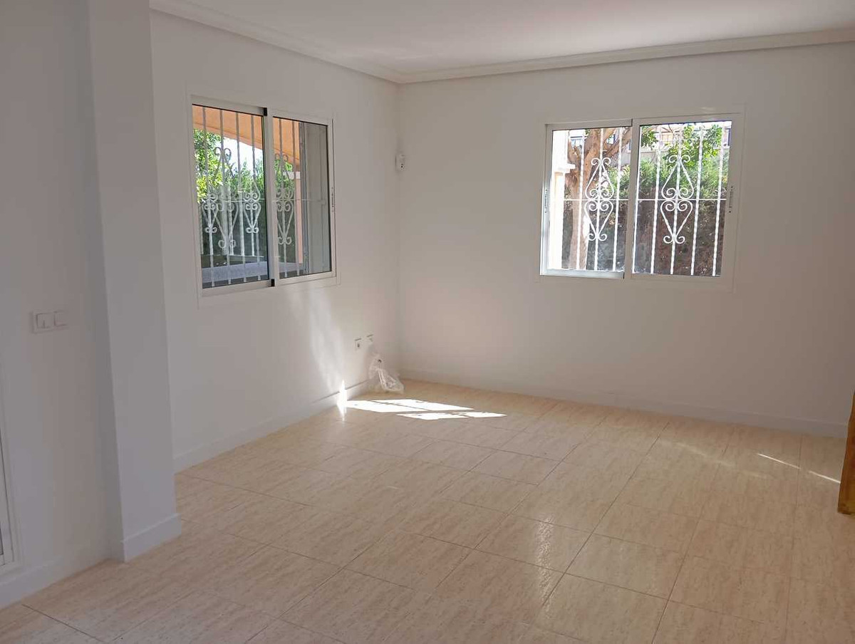 Se vende Adosada de 3 dormitorios en Costa Blanca, Alicante, España