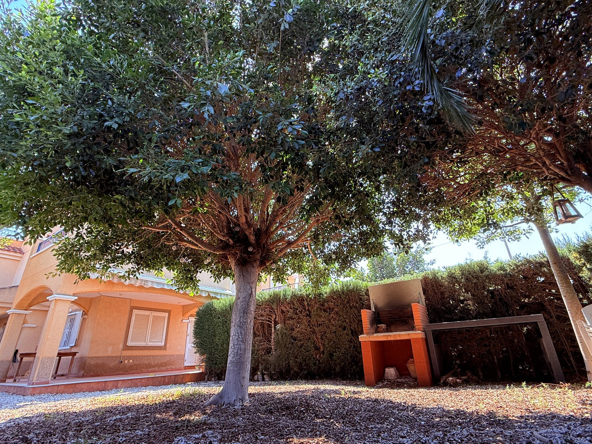 Se vende Adosada de 3 dormitorios en Costa Blanca, Alicante, España