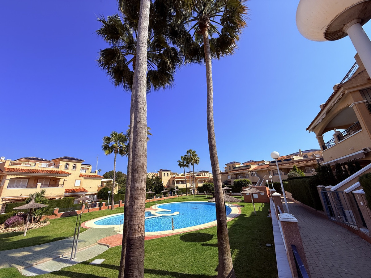 Se vende Adosada de 3 dormitorios en Costa Blanca, Alicante, España