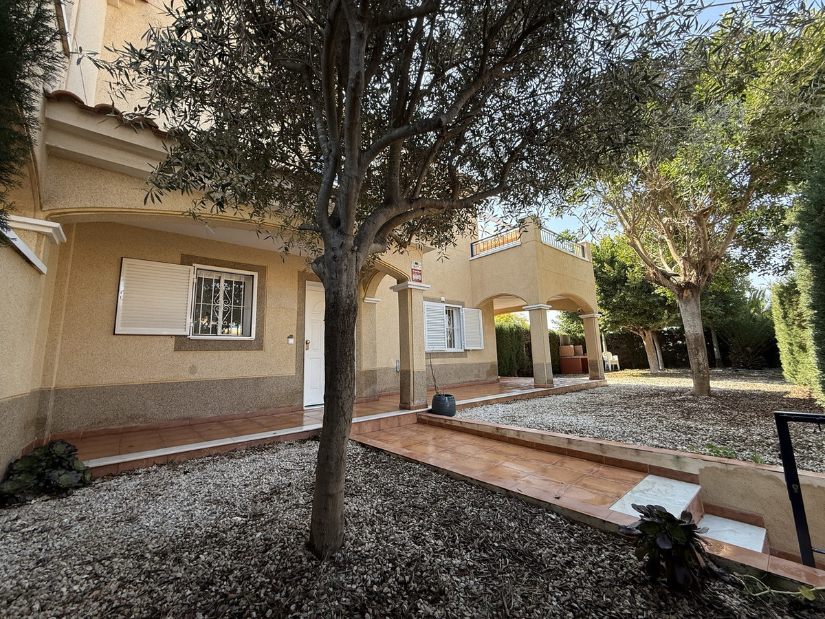 Se vende Adosada de 3 dormitorios en Costa Blanca, Alicante, España