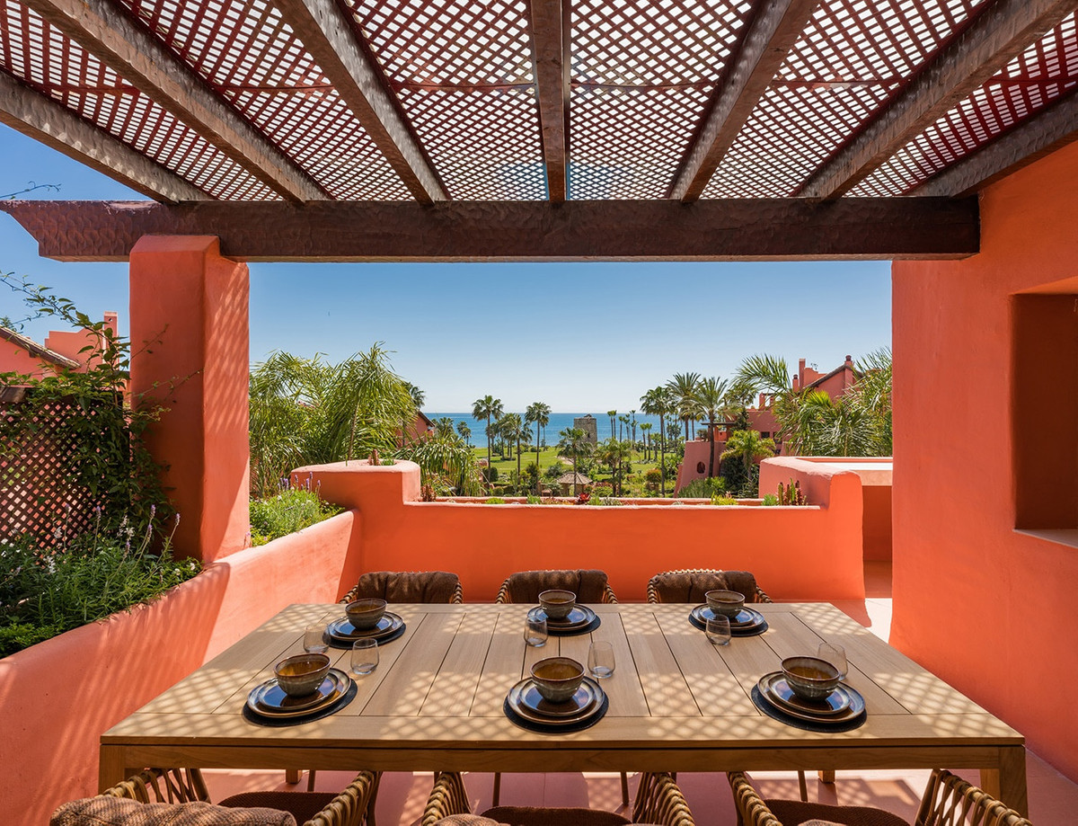 3 Bed Apartment for sale in Estepona Costa Del Sol, Málaga, Spain