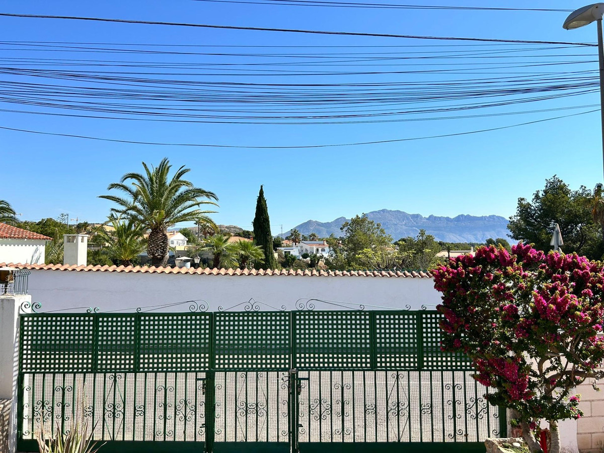 Se vende Bungalow de 4 dormitorios en Costa Blanca, Alicante, España