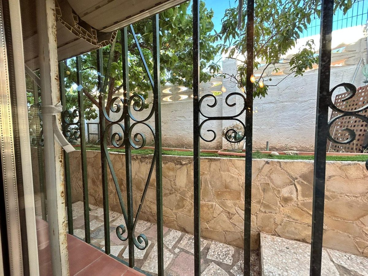 Se vende Bungalow de 4 dormitorios en Costa Blanca, Alicante, España