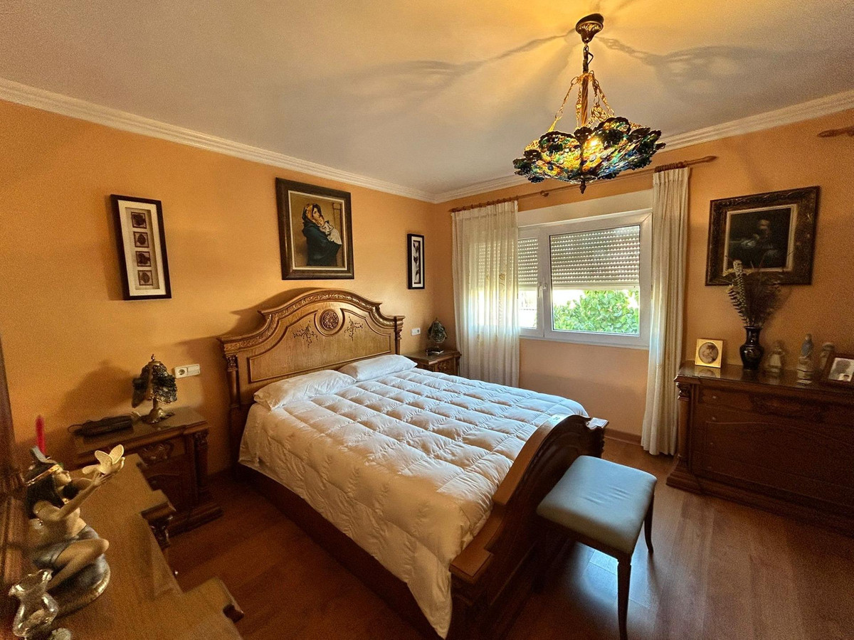 Se vende Bungalow de 4 dormitorios en Costa Blanca, Alicante, España