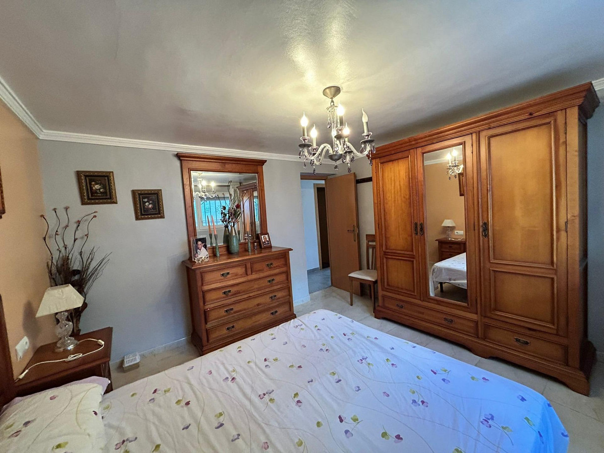 Se vende Bungalow de 4 dormitorios en Costa Blanca, Alicante, España