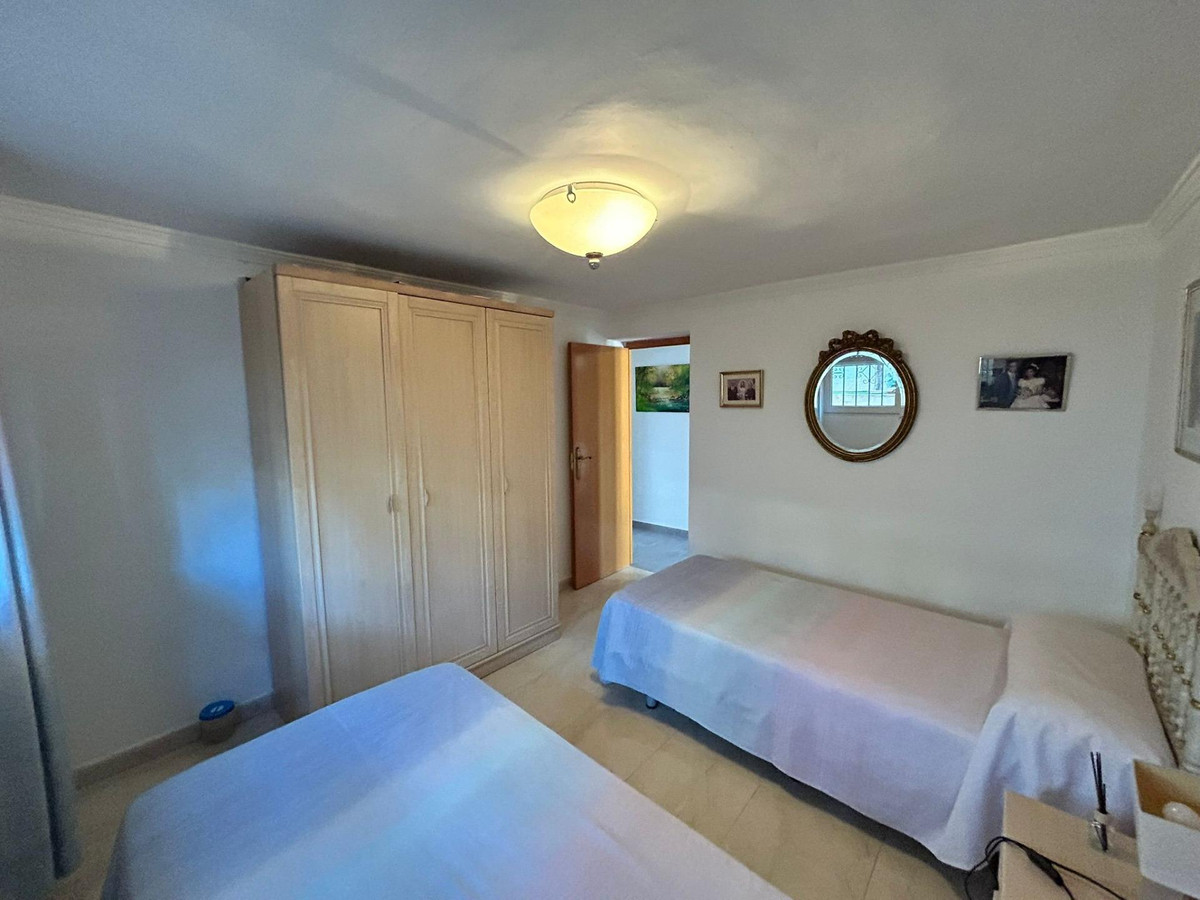 Se vende Bungalow de 4 dormitorios en Costa Blanca, Alicante, España