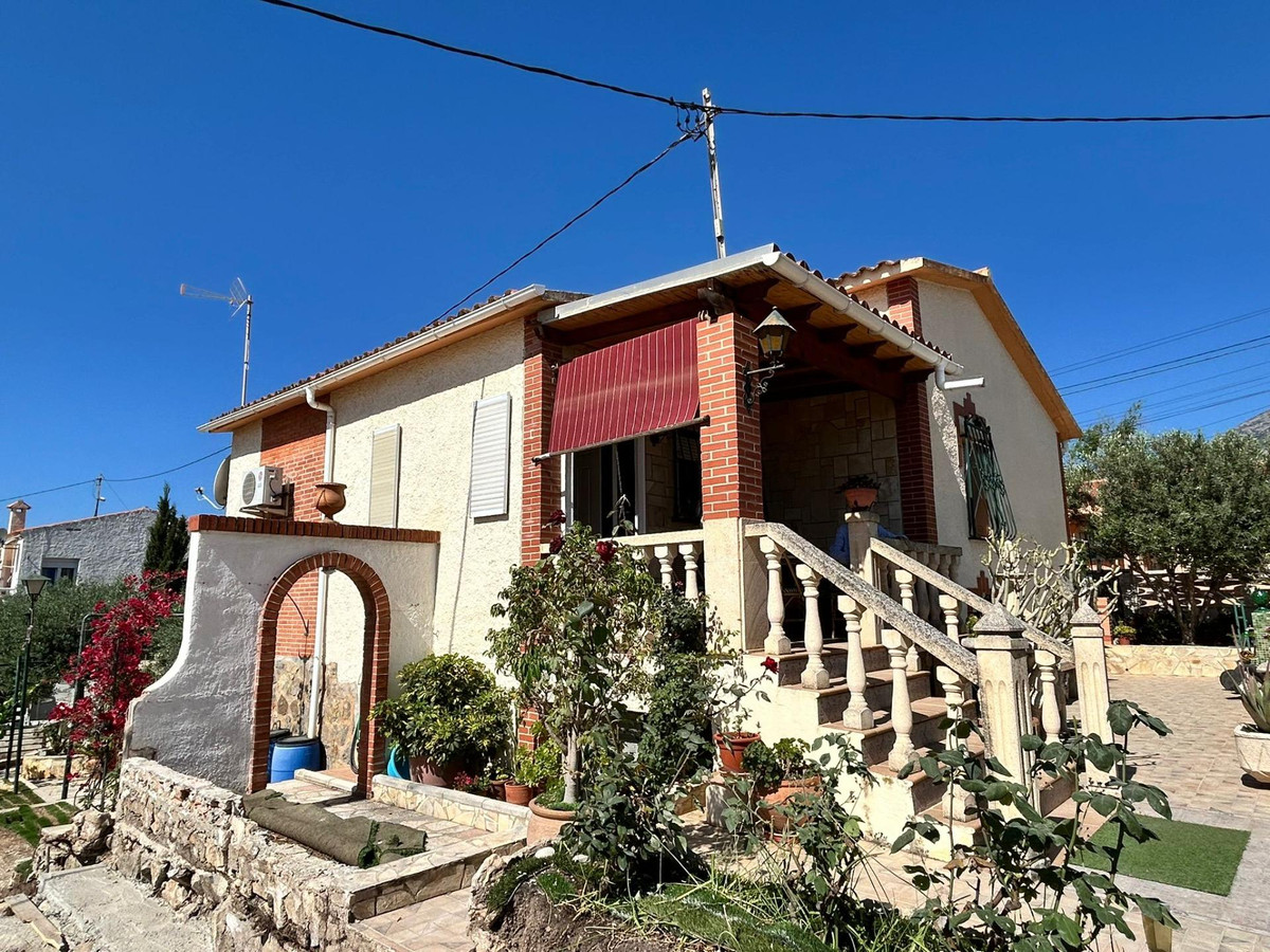 Se vende Bungalow de 4 dormitorios en Costa Blanca, Alicante, España