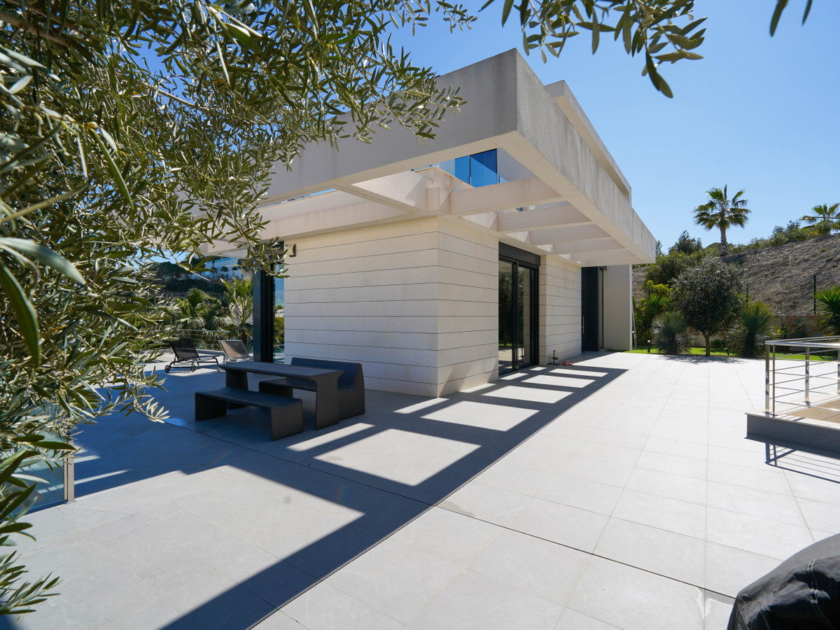 6 Bed Townhouse for sale in Las Colinas Golf Costa Blanca, Alicante, Spain