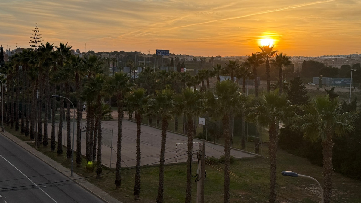 1 Bed Apartment for sale in Torrevieja Costa Blanca, Alicante, Spain