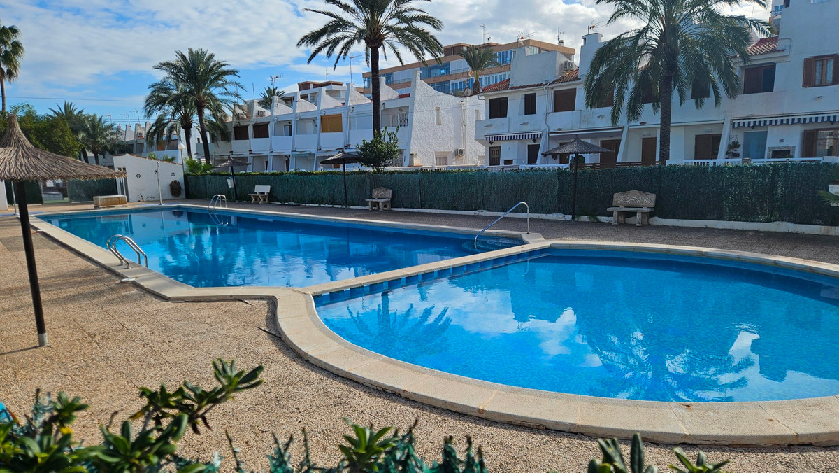 1 Bed Apartment for sale in Torrevieja Costa Blanca, Alicante, Spain