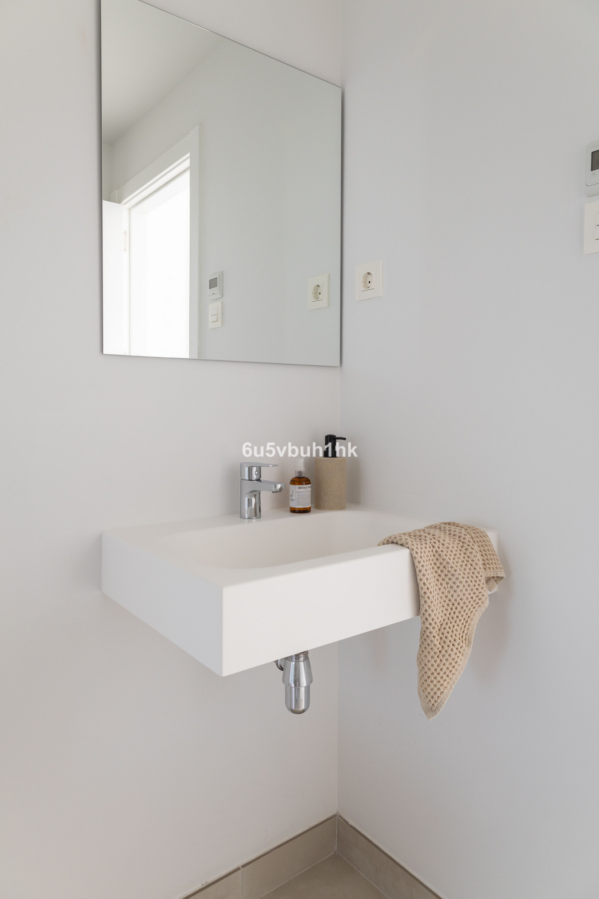 2 Bed Apartment for sale in Fuengirola Costa Del Sol, Málaga, Spain