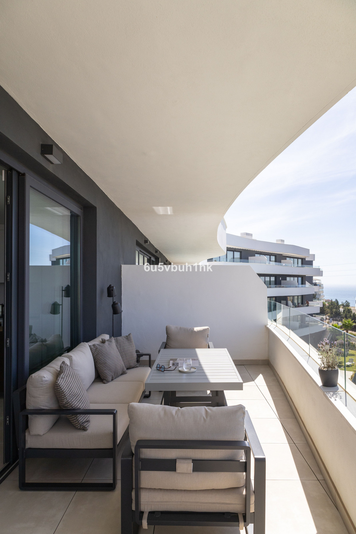 2 Bed Apartment for sale in Fuengirola Costa Del Sol, Málaga, Spain