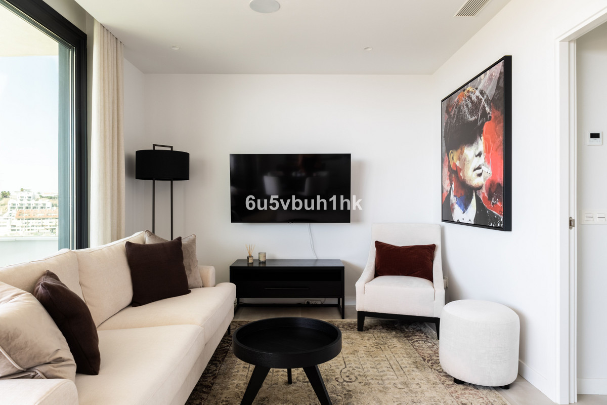 2 Bed Apartment for sale in Fuengirola Costa Del Sol, Málaga, Spain