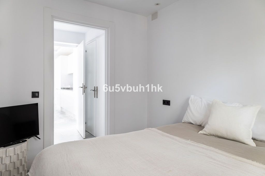 Se vende Apartamento Planta Baja de 2 dormitorios en Costa Del Sol, Málaga, España
