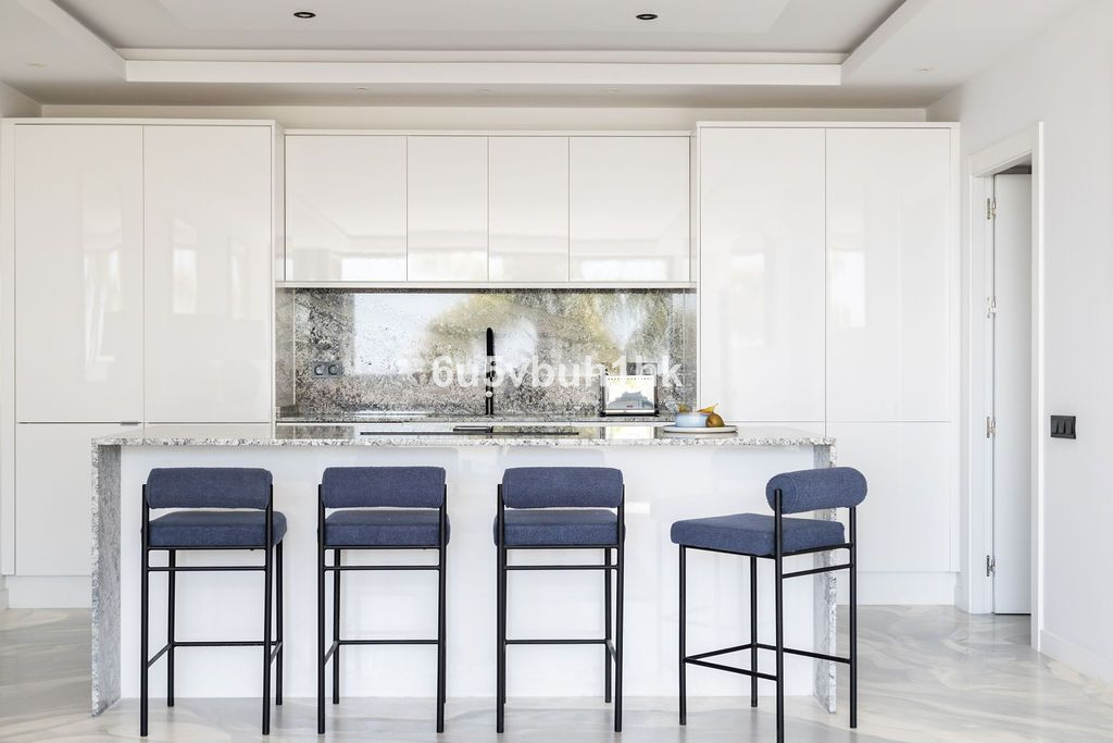 Se vende Apartamento Planta Baja de 2 dormitorios en Costa Del Sol, Málaga, España