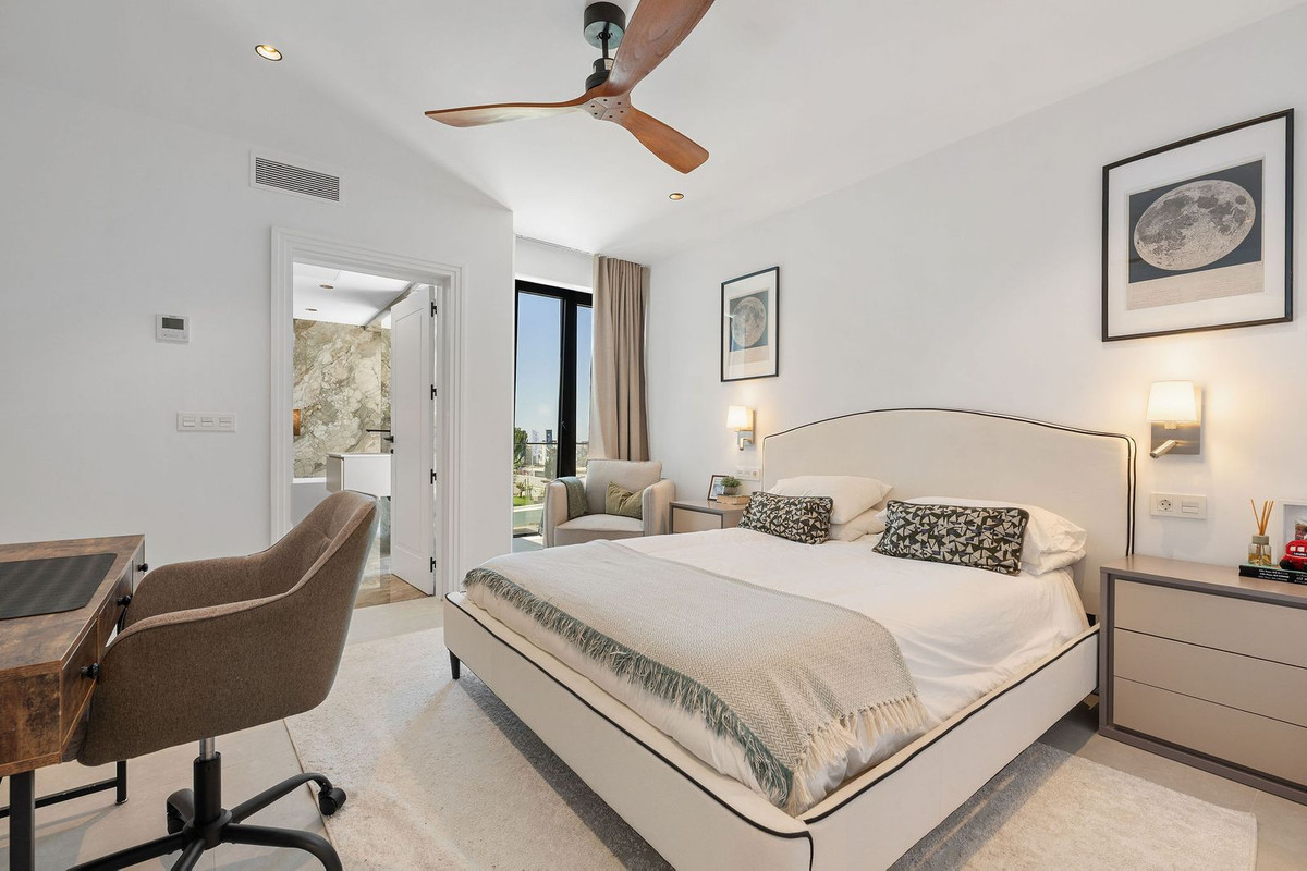Se vende Villa - Chalet de 6 dormitorios en Costa Del Sol, Málaga, España