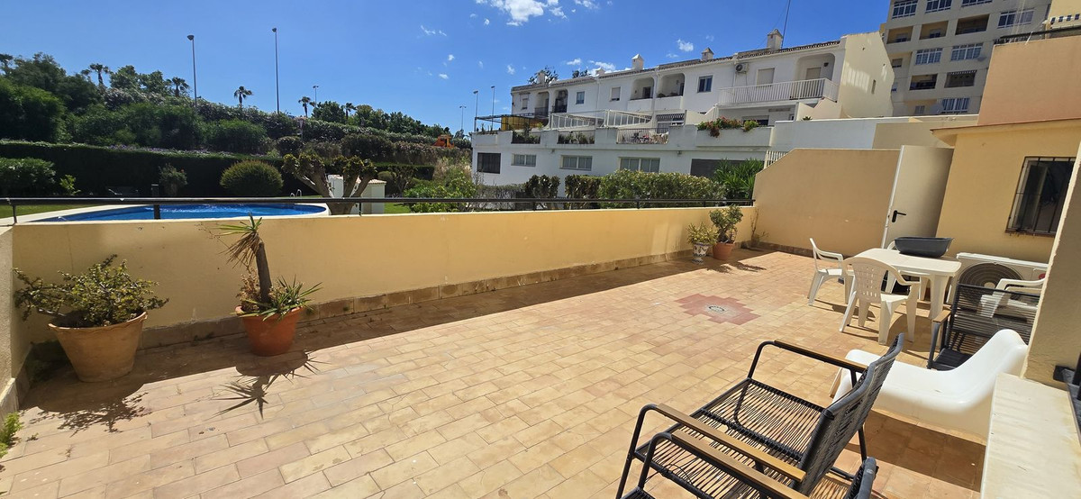 Se vende Apartamento Planta Baja de 4 dormitorios en Costa Del Sol, Málaga, España