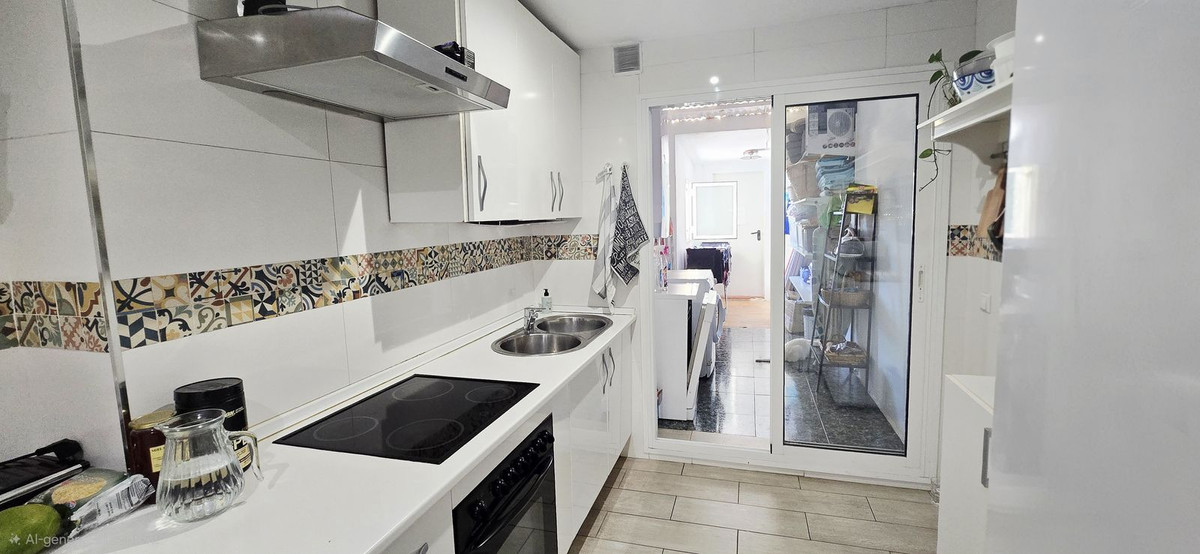 Se vende Apartamento Planta Baja de 4 dormitorios en Costa Del Sol, Málaga, España
