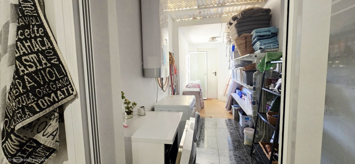Se vende Apartamento Planta Baja de 4 dormitorios en Costa Del Sol, Málaga, España